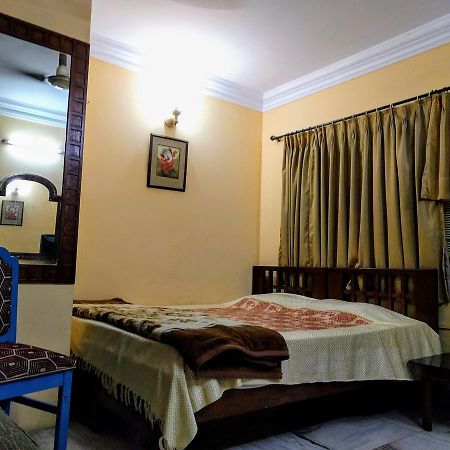 كولكاتا Ashray Guesthouse المظهر الخارجي الصورة