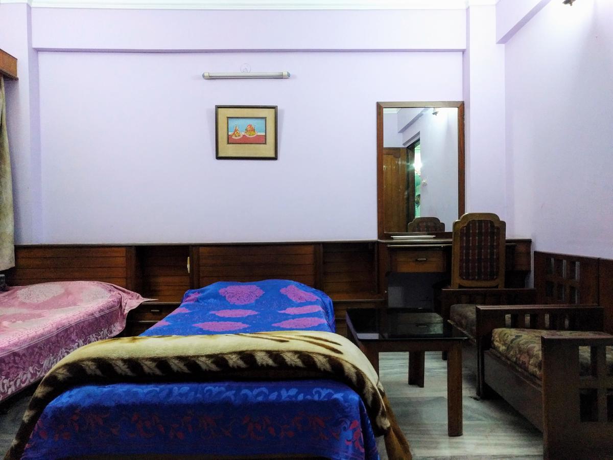 كولكاتا Ashray Guesthouse المظهر الخارجي الصورة