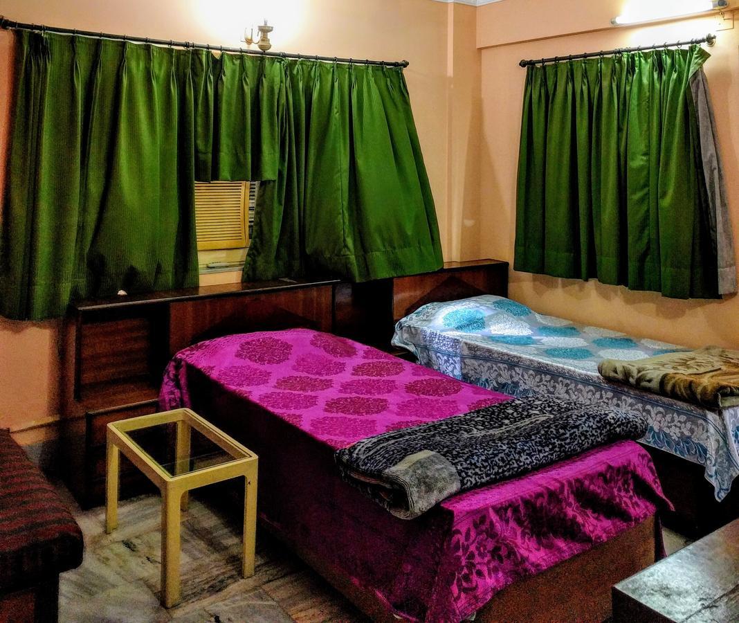 كولكاتا Ashray Guesthouse المظهر الخارجي الصورة